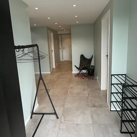Med Fantastisk Uteplass! 10 Sengeplasser! Villa Ålesund