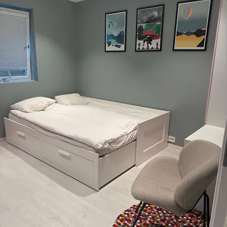 Med Fantastisk Uteplass! 10 Sengeplasser! *