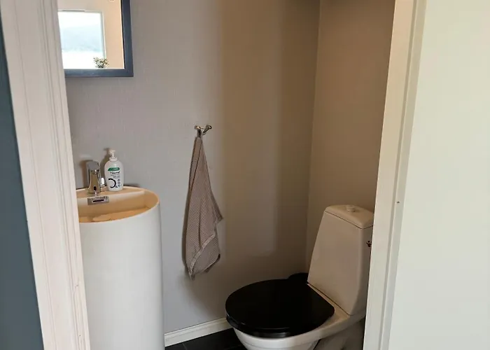Villa Med Fantastisk Uteplass! 10 Sengeplasser! *