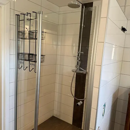 Med Fantastisk Uteplass! 10 Sengeplasser! * Олесунн